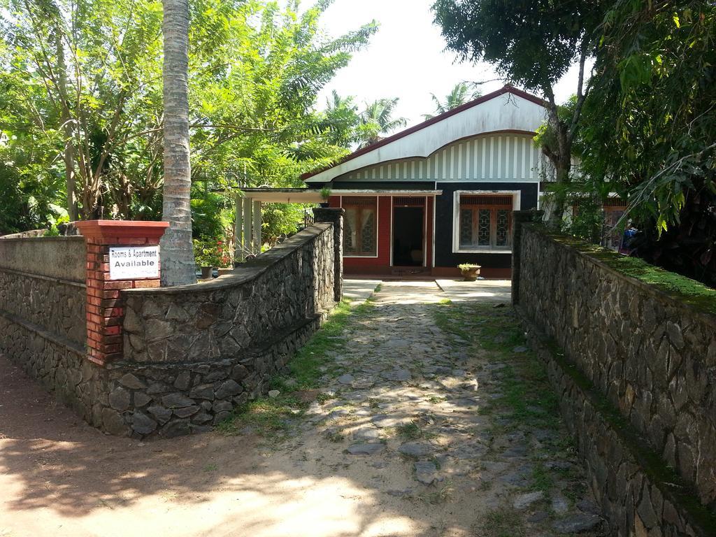 Lal House Daire Hikkaduwa Dış mekan fotoğraf